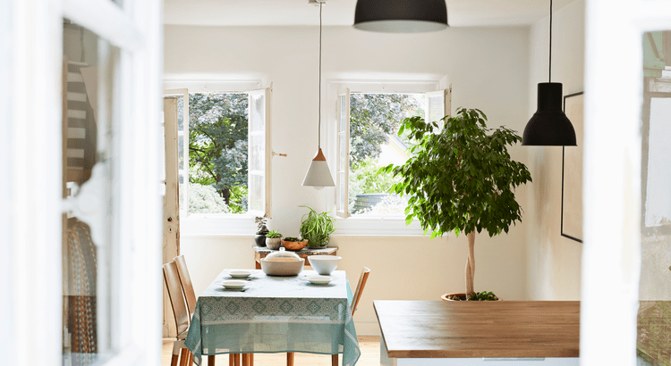 thinking about an adjustable rate mortgage? read this first.