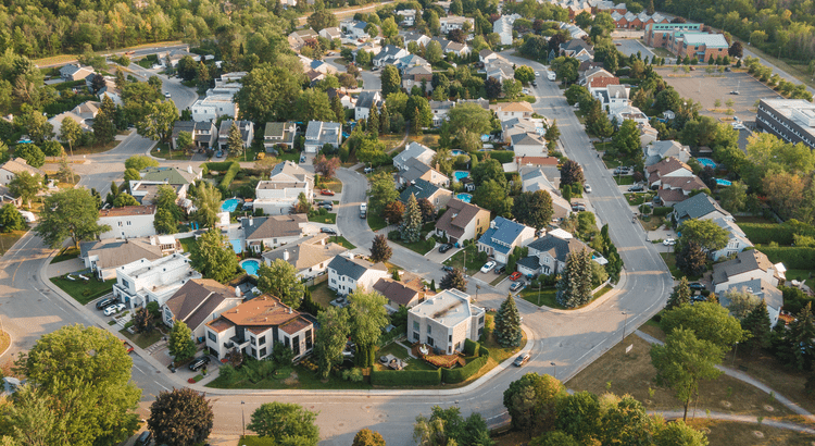 what happens to the housing market when the economy slows down?