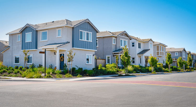 your house hasn’t sold yet. should you rent it out instead?