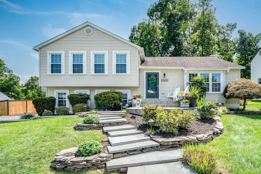 15203 phulip lee rd home for sale chantilly